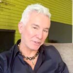 Baz Luhrmann Instagram - It’s time for another TCB headlines⚡️#tcb #elvismovie
