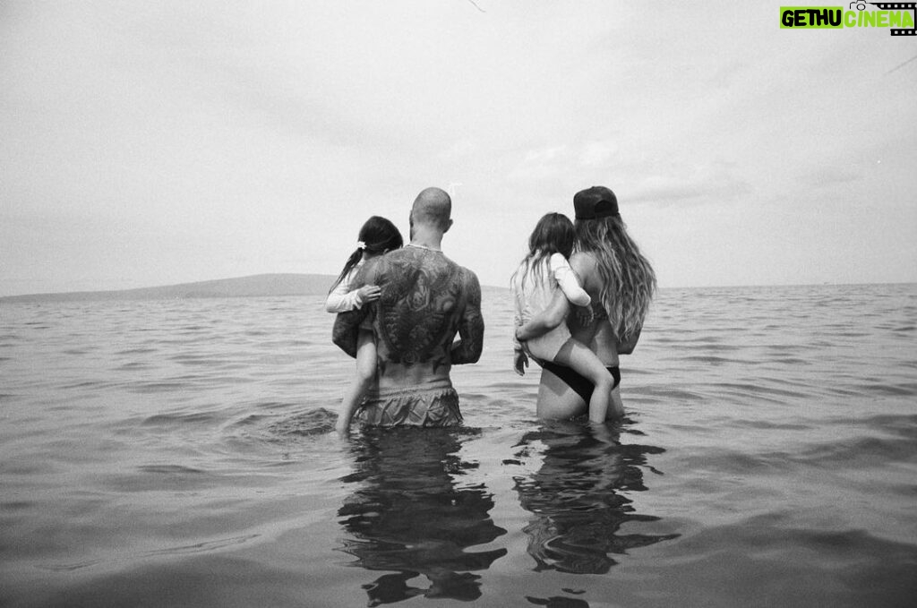 Behati Prinsloo Instagram - My whole heart, summer 2021