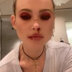 Behati Prinsloo Instagram - 🧛‍♀️ who else is shocked that it’s November? 🦇