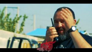 Behrang Toufighi Instagram - از #انقلاب_زیبا تا #آقازاده
#بهرنگ_توفیقی این بار تصویرگر قصه ای پر حادثه از حامد عنقاست!
•
و این روایتی کوتاه است از #پشت_صحنه روزهای سخت و شیرین او روی صندلی کارگردانی #آقازاده!
•
#این_قصه_با_خون_تموم_می_شه! •
بازیگران آقازاده عبارتند از 
#امین_تارخ #امیر_آقایی #ثریا_قاسمی #لعیا_زنگنه #مهدی_سلطانی #سینا_مهراد #دیبا_زاهدی #مهدی_کوشکی #سامیه_لک #مسعود_فروتن #کاوه_خداشناس #سعید_داخ #روزبه_معینی و #امین_حیایی با حضور #کامبیز_دیرباز هنرمندی #نیکی_کریمی نقش آفرینی متفاوتی از #جمشید_هاشم_پور و #محمد_حسین_لطیفی با معرفی #پردیس_پورعابدینی
•
با طراحی، نویسندگی و تهیه کنندگی #حامد_عنقا و به کارگردانی #بهرنگ_توفیقی
#به_زودی 
#شبکه_نمایش_خانگی