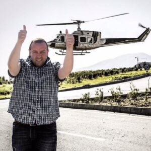Behrang Toufighi Instagram - سريال امين از امشب ساعت ٢٢ از شبكه اول پخش ميشه، ببخشيد پوستر سريال هنوز اماده نشده