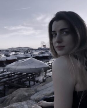 Belfu Benian Instagram - Bu dünya hep yalan dolaan, senin sevgindir aslolaan
