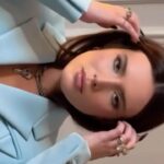 Bella Thorne Instagram - Necklaces as waist chains or waist chains as necklaces? And or BOTH @thornedynasty #thornedynasty #thorneroyalty