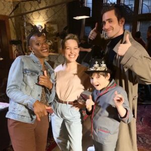 Benjamin Evan Ainsworth Instagram - This time last year was one of my final days on the set of Bly Manor, working with such amazing people. I’ve been looking back at some of my photos and wanted to share with you some of the more ‘silly’ behind the scenes moments. We really did have such a great time together. #dreamjob #blessed #thehauntingofblymanor #netflix