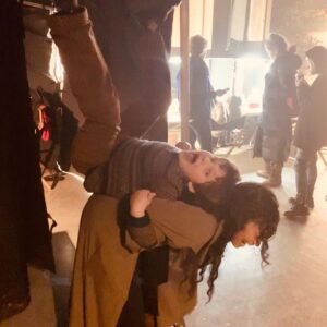 Benjamin Evan Ainsworth Instagram - This time last year was one of my final days on the set of Bly Manor, working with such amazing people. I’ve been looking back at some of my photos and wanted to share with you some of the more ‘silly’ behind the scenes moments. We really did have such a great time together. #dreamjob #blessed #thehauntingofblymanor #netflix