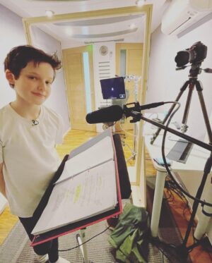 Benjamin Evan Ainsworth Instagram - What a week! Thank you so much for all the kind messages since the release of @disneypinocchio on @disneyplus last week. It’s been so humbling to hear from families around the world enjoying the movie together. Here are some behind the scenes photos from my time on set! Pinocchio is streaming NOW on Disney+ 🎬📽🍿#disney #pinocchio #bts #tomhanks #disneyplus #wishuponastar