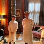 Benjamin Evan Ainsworth Instagram - Wow! The Sandman is the #1 show in 34 countries! Who’s watched it? If not, make sure to catch it this weekend! It was an amazing experience to play Alex Burgess in the pilot episode with such an incredible cast. Swipe across for a few behind-the-scenes pictures from my time on the shoot. #thesandman