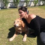 Betül Şahin Instagram - İyi bayramlar diliyoruz karmenle☘️🐶🥰