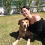 Betül Şahin Instagram – İyi bayramlar diliyoruz karmenle☘️🐶🥰