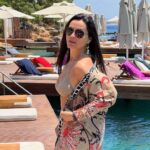 Betül Şahin Instagram - Bir maviyi, bir yeşili💙💚 Bodrum Loft