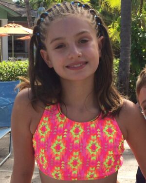 Betina O'Connell Instagram - Felices 15 hija de mi ❤️
Te amo con toda mi alma
A celebrar la vida!!!!❤️❤️ @lauleyria_