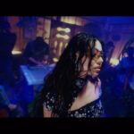Birdy Nio FS Instagram - My new director’s work。 新作品 Dizzy Dizzo 的 「So good tho」。 謝謝Dizzy的信任，雖然我每次接到你電話都很害怕，哈哈哈哈哈哈，但是能把作品做到音樂人和自己都滿意才有價值，很棒的合作。 經常跟Dizzy在聊天，她總會有超級超級多的想法，無論是在音樂上或是影像上面，大膽帥氣地風格也經常讓我忘了她已經是個母親了。 而這首歌，正好反映出Dizzy的價值觀，媽媽只是個名詞，回到饒舌歌手，她還是有自己的態度價值，這次跟Starr和迪拉一起評審聯盟，真的讓我覺得這首歌帥爆。 @dizzydizzo @starrch3n @delafat