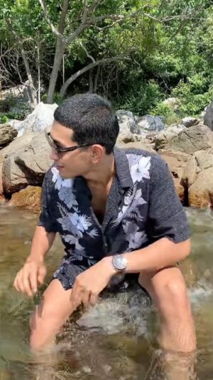 Boat Anakame Binsaman Instagram - งับ งับ กล้องไม่ชัดเลยงับบ 😆🦈