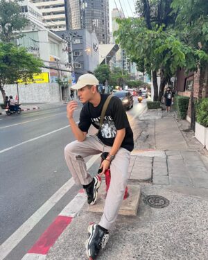 Boat Anakame Binsaman Instagram - รถติดถ่ายรูปเล่นละกันน😆🚦