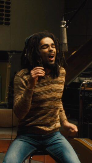 Bob Marley Instagram - EXCLUSIVE CLIP: Jammin’ in the studio 🎶🎧 Bob Marley (played by Kingsley Ben-Adir) performs his 1977 reggae smash “Jamming” alongside his full Wailers band in the upcoming biopic ‘Bob Marley: One Love.’

More on the #OneLoveMovie, in theaters February 14, at the link in bio.