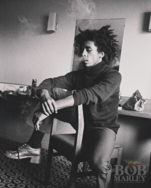 Bob Marley Instagram - “Now, when we smoke, it make ya cool, ya know? It stimulate your mind and make you sit down and meditate. Instead ya get foolish, ya sit down and then you can meditate and be someone.” #bobmarley

📷 by #DennisMorris
©️ Fifty-Six Hope Road Music Ltd.
