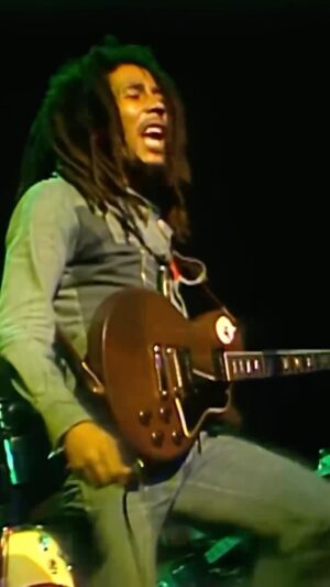 Bob Marley Instagram - “JAH knows how much I’ve tried, the truth I cannot hide, to keep you satisfied.” #Jammin #bobmarley

🎥 Live from the Rainbow Theatre in London, June 1977. Full video at link in story.