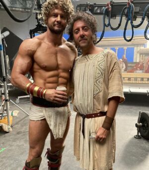 Bobby Holland Hanton Instagram - ⠀
Thor Love and Thunder out today! ⠀
GO CHECK IT OUT FOR A GOOD LAUGH!⠀
The bloke next to me @luca_vannella did my wig for the film and if you look closely he’s got his glasses in his hand do I need to say anymore?😂⠀
⠀
#WALLOP
⠀
#thorloveandthunder #behindthescenes #deletedscene