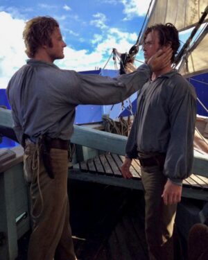 Bobby Holland Hanton Instagram - Happy birthday to one of the greatest humans on the planet @chrishemsworth !! Although he has kept me captive for over 10 years you can’t hate him! I’ve grown to love him like a big sister! Even though he’s average looking, hasn’t got a great rig and he’s a little short, his heart is the biggest known to man! HAVE THE BEST DAY EVER BIG DOG XO

#happybirthday #chrishemsworth #bigdog
