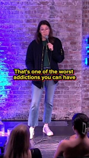 Bonnie McFarlane Instagram - The first step is admitting you look great
.
.
.
#njcomedy #nycomedy #standupcomedians #comedycentral #ccstandup #allthingscomedy #womenincomedy #womenarentfunny #bonniemcfarlane #thestandnyc #tonightshow #jimmyfallon #ss2023 #nyfw2023 #vogue #addictionrecovery #betches #girlythings
