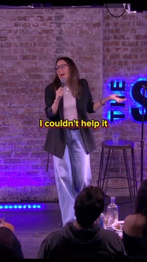 Bonnie McFarlane Instagram - I bet he has a huge 🍆
.
.
#njcomedy #nycomedy #standupcomedians #ccstandup #allthingscomedy #netflixisajoke #womenincomedy #womenarentfunny #bonniemcfarlane #golf #handicap #crowdwork #thestandnyc #fypシ
