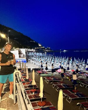 Bonnie Somerville Instagram - molto tardi Italia inviare 🇮🇹