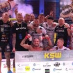 Borys Mańkowski Instagram - „ludzie,którzy będą ci w tych niecodziennych momentach towarzyszyć,już na zawsze będą mieć dla ciebie wyjątkowe znaczenie. Nie mówię,że będą to twoi najlepsi przyjaciele,choć często może i tak się stać,ale zapewne poczujesz z nimi więź inną niż ze wszystkimi” Stań się fighterem - Ja ;)