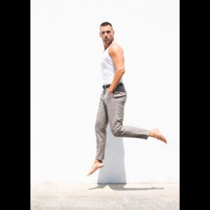 Brad Benedict Instagram - Today I wish I could float on air 🕴
📸 @estudios_official 
.
.
.
#floatonair #wishfulthinking #portrait #barefoot #barefootlife #theovalonbet #sharkacademy