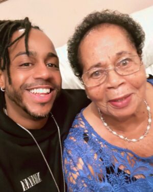 Bradley Mcintosh Instagram - Happy Birthday Nanny 93 today still going strong! All the family together whole house full of people! Sons, daughters, grandkids & great grandkids all came from this one woman! Truly a blessing! ♥️