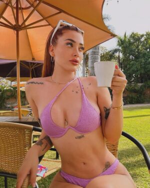 Brenda Zambrano Instagram - 💜🧜🏻‍♀️