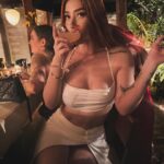Brenda Zambrano Instagram – 2024 huele a superación personal, amor, abundancia, glow up y mucho éxito ✨ Tulum Beach