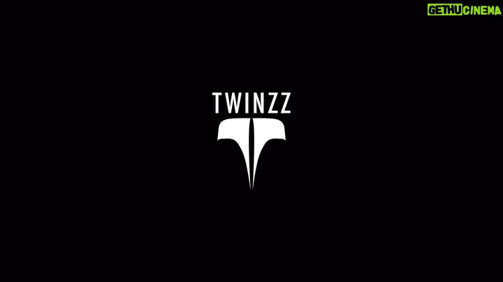 Brett Johns Instagram - @twinzzlifestyle X @pfleurope Massive thank you to @twinzzlifestyle for the help through Fight week!