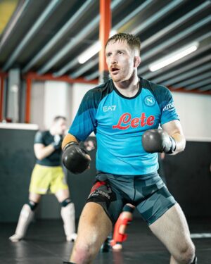 Brett Johns Instagram - Sparring some of the best fighters in the world, on a daily basis.

Massive thank you to the team as always.
@shoremixedmartialarts 

Having it off with another tasty scrapper December 8th

@sashshots 📷