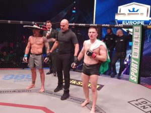 Brett Johns Instagram - “There are three certainties in life; death, taxes, and Brett Johns winning in the 3Arena” - Brett Johns