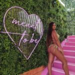 Bria Bryant Instagram - I’ll take you to paradise 🏝💞