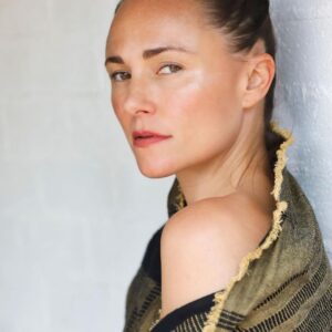 Briana Evigan Instagram - @tiaandrose glow!!! Thanks for hooking me up @rosannafaraci not only with the photo shoot but your amazing oils. Can’t wait to be lathering up with these in the jungle in Bali. Smells like a tropical island and a sandy beach. My favorite place to be.
