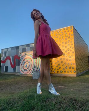 Bridget Regan Instagram - 1. You can’t buy a lottery ticket on a card 💵 
2. Pop a petticoat under your dress (thnx @coco_coquette) 💅 
3. VOTE VOTE PLEASE VOTE 🗳💘
