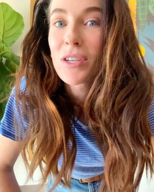 Bridget Regan Instagram - CALIFORNIA! @votedotorg!