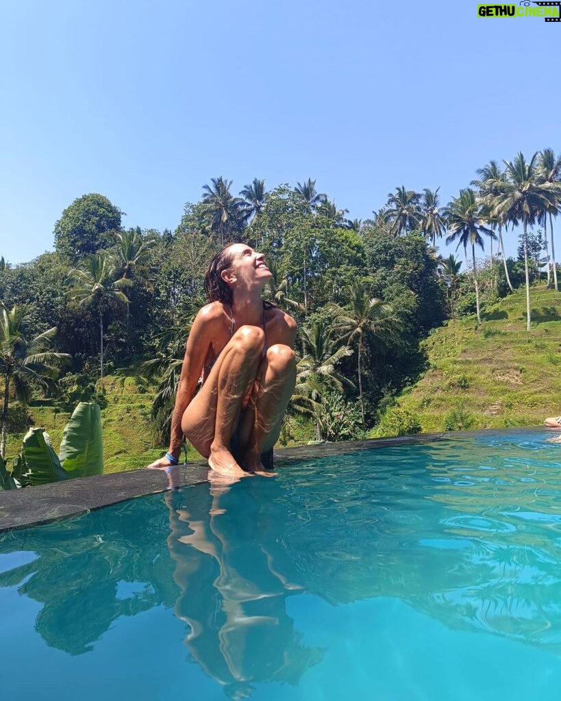 Brisa Fenoy Instagram - cuando eres tú en un lugar nadie te puede borrar la :) 🐉 Bali, Indonesia