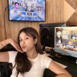 Brisia Jodie Instagram - di youtube PRESTIGE now!!! seru bgtttt😭 dream come trueee