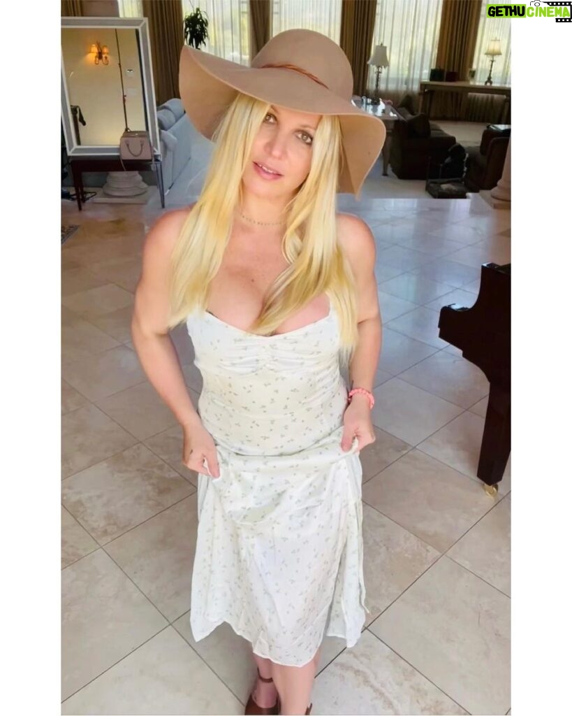 Britney Spears Instagram - THROW BACK of last week !!!