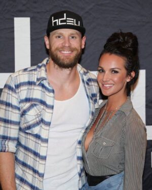Brittany Thompson Martinez Instagram - My #tbt to a fun night watching this guy perform. @cristinacoria_ @hobanaheim @chaserice #countrymusic #countryconcert #chaserice #houseofblues #whiskey #survivor #bigbrother #cbs #losangeles #california