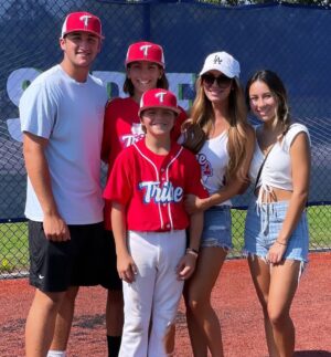 Brittany Thompson Martinez Instagram - Making memories in Myrtle beach with the fam. ❤️