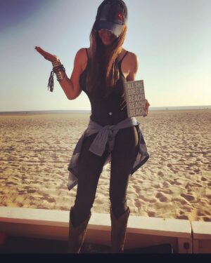 Brittany Thompson Martinez Instagram - I mean.... #huntingtonbeach #route91squad #beach #blessed #girlfriends #sealegsatthebeach #sealegs #bungalowhb #bungalow #vegasstrong #route91 #route91harvest #sundayfunday