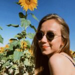 Bruna Tatar Instagram - minhas fotos preferidas com minhas flores preferidas da vida, deu vontade de chorar 🌻🌻🌻🌻🌻🌻🌻🌻🌻🌻🌻🌻🌻🌻🌻