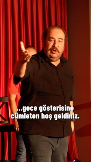 Burak Satıbol Instagram - Süper bir haberim var! 🎉🎉🎉
Mahşer-i Cümbüş’ün yeni oyunu “Gece” artık @babalativi YouTube kanalında!
İlk bölüm yayında, link bio’da! 💃🏻

@pervasizyapim #mahşericümbüş #gece #hayalhane #doğaçlama