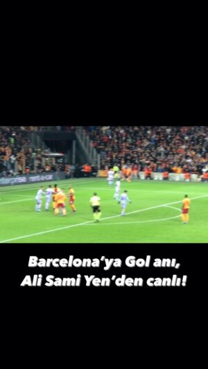 Burak Satıbol Instagram - Barca maçında gölü sezişim, telefona sarılışım, gol olması, gol sevincimiz ve telefonun kırılışı. Hepsi ve daha fazlası bu videoda 💊💥