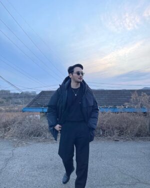 Byun Yo-han Instagram - _official 아닌 느낌. 오랜만.