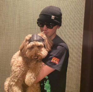 Byun Yo-han Instagram - 생존신고 및 하드털이.