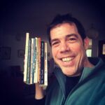 Álvaro Escobar Instagram – Como que uno también se siente premiado cuando le dan el Nobel de Literatura a uno de tus autores favoritos. #superpatudo 😂. #peterhandke